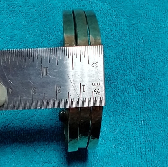 Hammered Gold brass 3 section Cuff Bracelet vintage - Picture 2 of 4